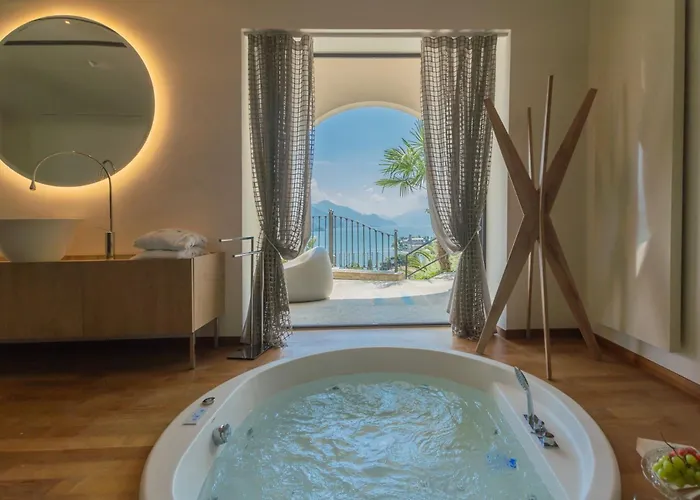 Donatella - Happy Villa Gravedona